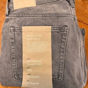 NWT - Everlane - The Rigid Slouch Jean - 27 / 27.5 inseam - Vintage Grey